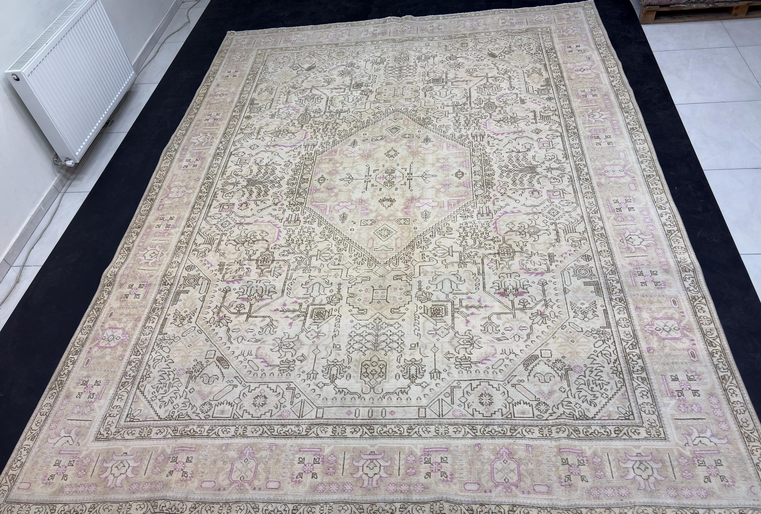 1980s Vintage Turkish Rug 9x12, Handwoven Wool Area Rug, Beige Lilac Distressed Oushak Style Living Room Carpet