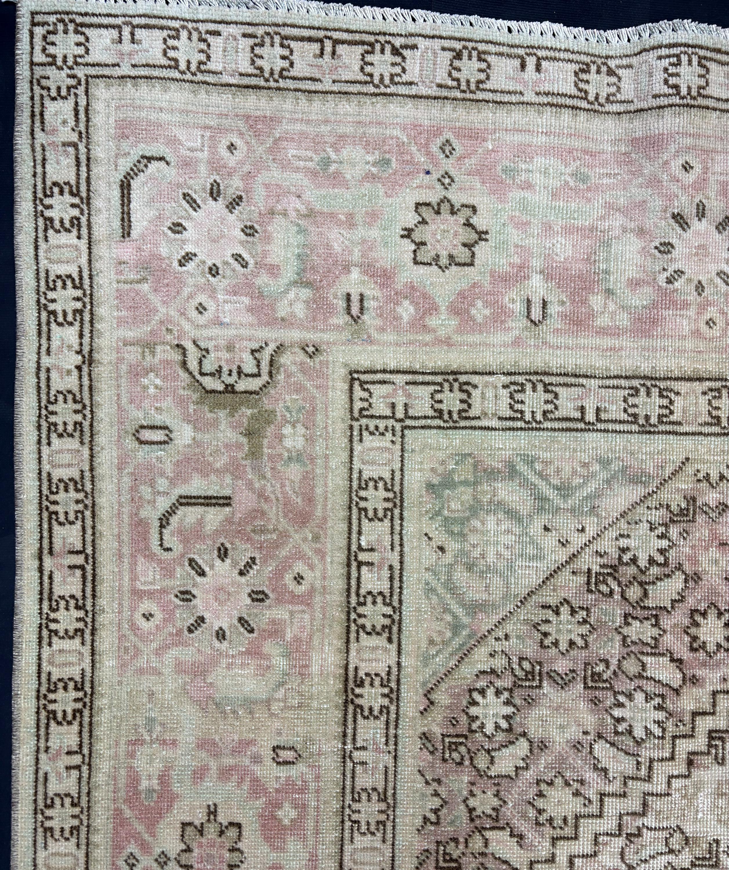 Vintage Turkish Rug 8x11, Large Wool Area Rug, Faded Pink Beige Rug, Handmade Living Room Carpet, Muted Rose Medallion