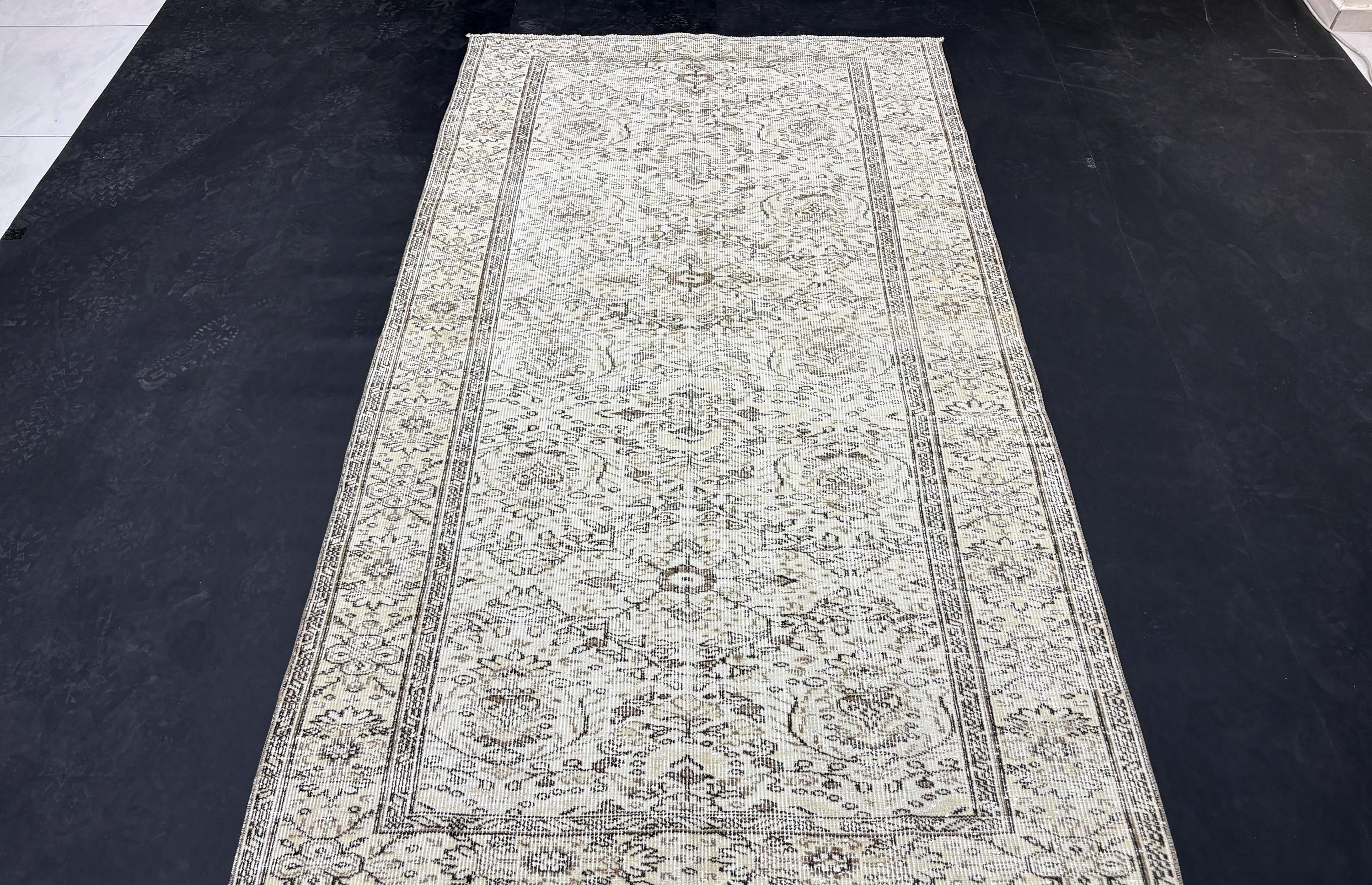 Vintage Rug 5x8, Distressed Wool Area Rug, Faded Ivory Beige Allover Floral Rug, Handmade Living Room Carpet, Muted Neutral