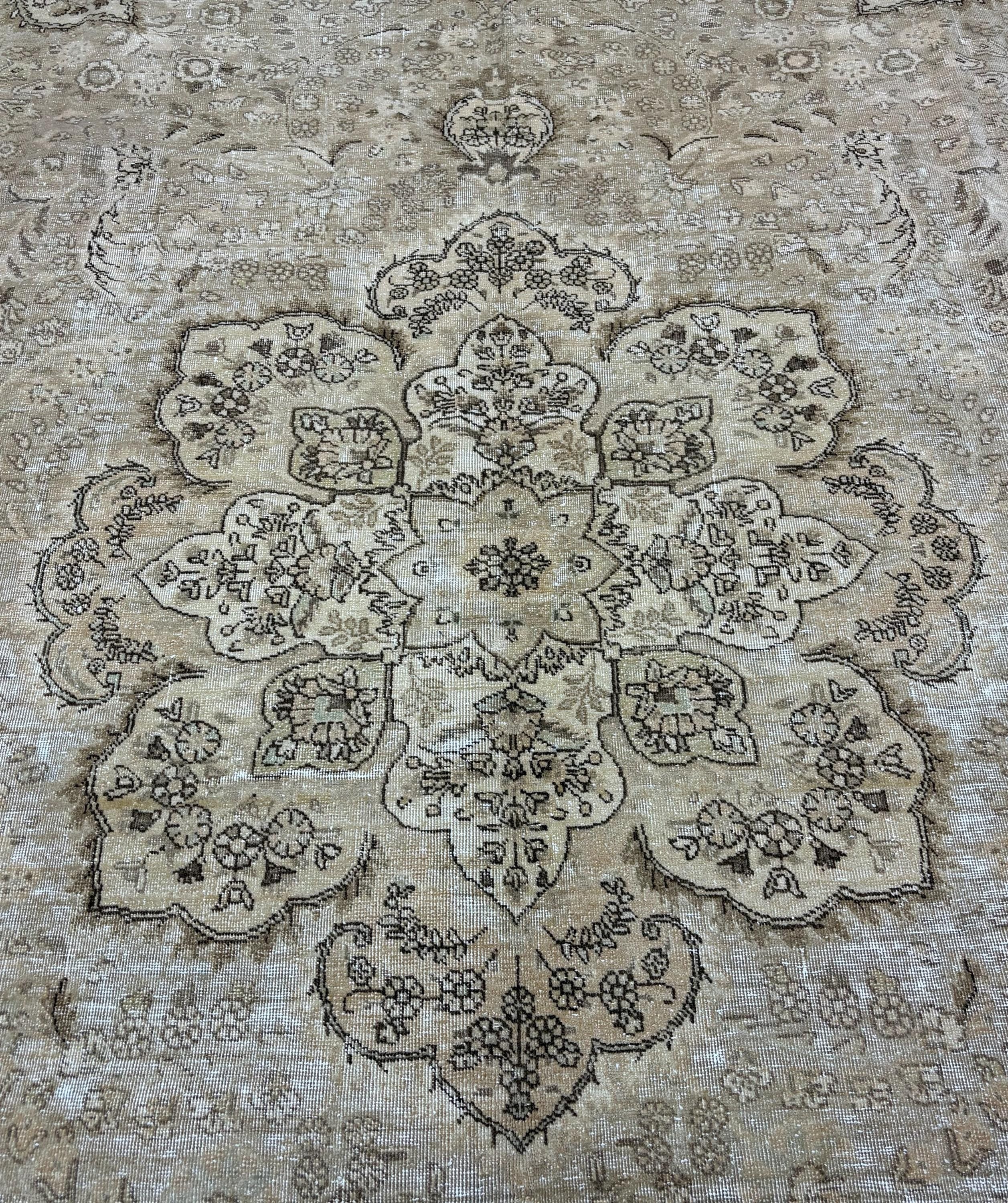 Vintage Oushak Rug, Muted Neutral Area Rug, Distressed Turkish Rug, Soft Beige Large Carpet, Organic Wool Boho Rug