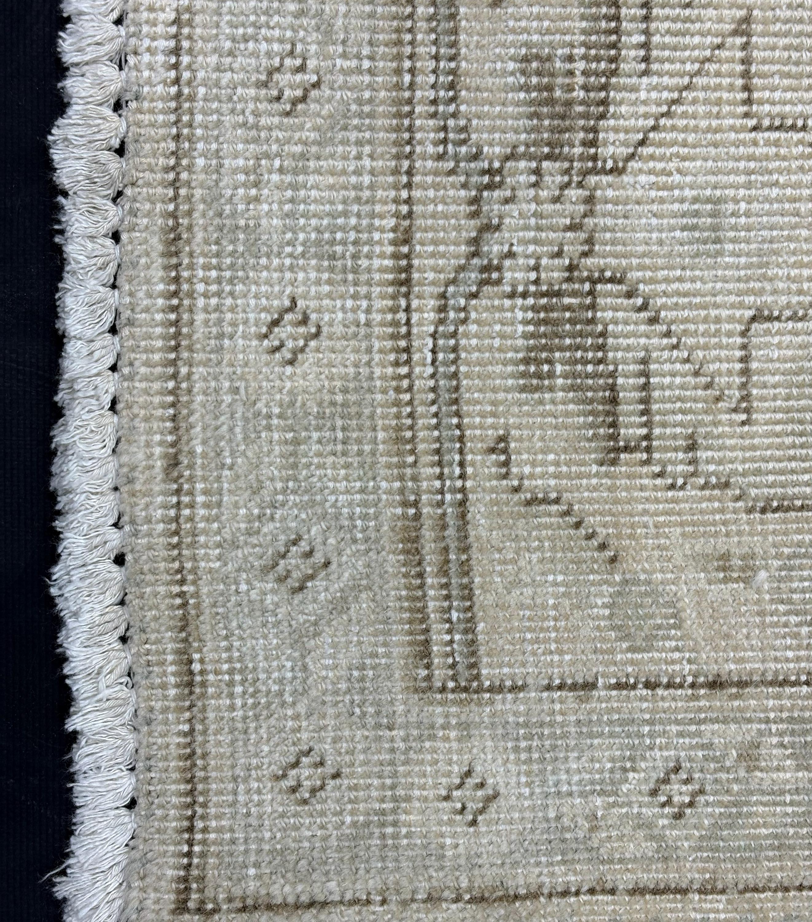 Large Vintage Area Rug 9x12 ft | Distressed Hand-Knotted Turkish Style Medallion Rug 1980s | Faded Beige Gold Rug for Living