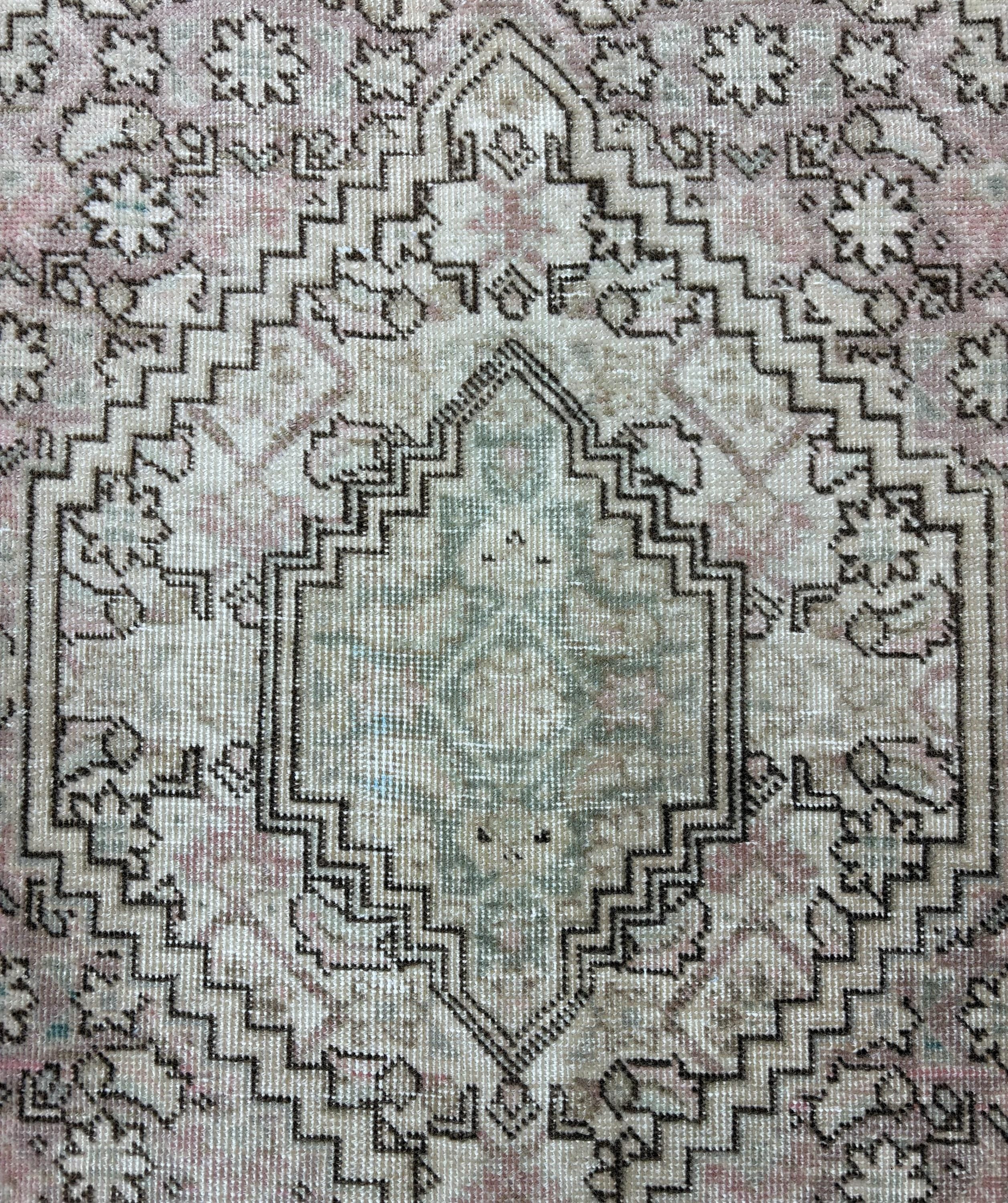 Vintage Turkish Rug 8x11, Large Wool Area Rug, Faded Pink Beige Rug, Handmade Living Room Carpet, Muted Rose Medallion