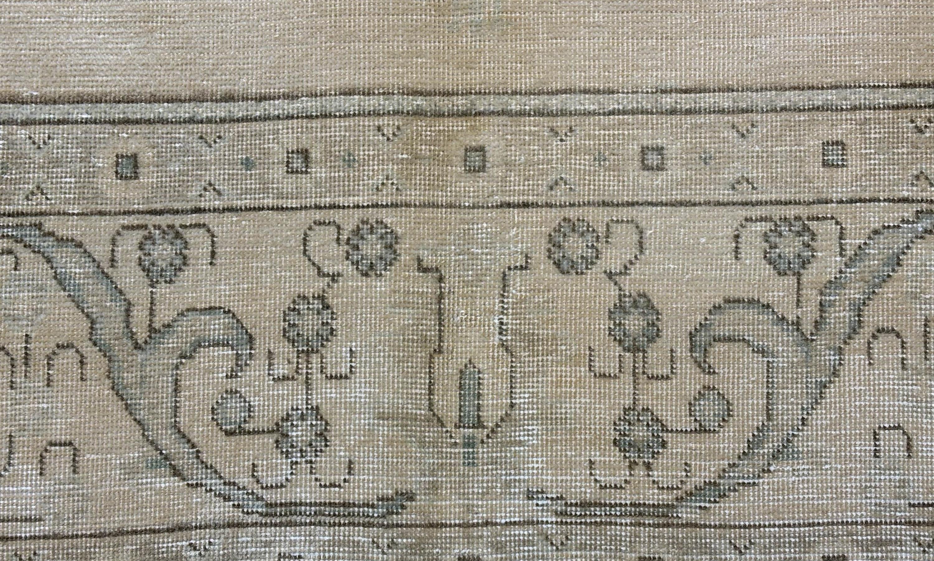 Large Vintage Turkish Rug, Faded Anatolian Wool Carpet, Handwoven 9x12 Rug for Living Room, Distressed Medallion Style Area