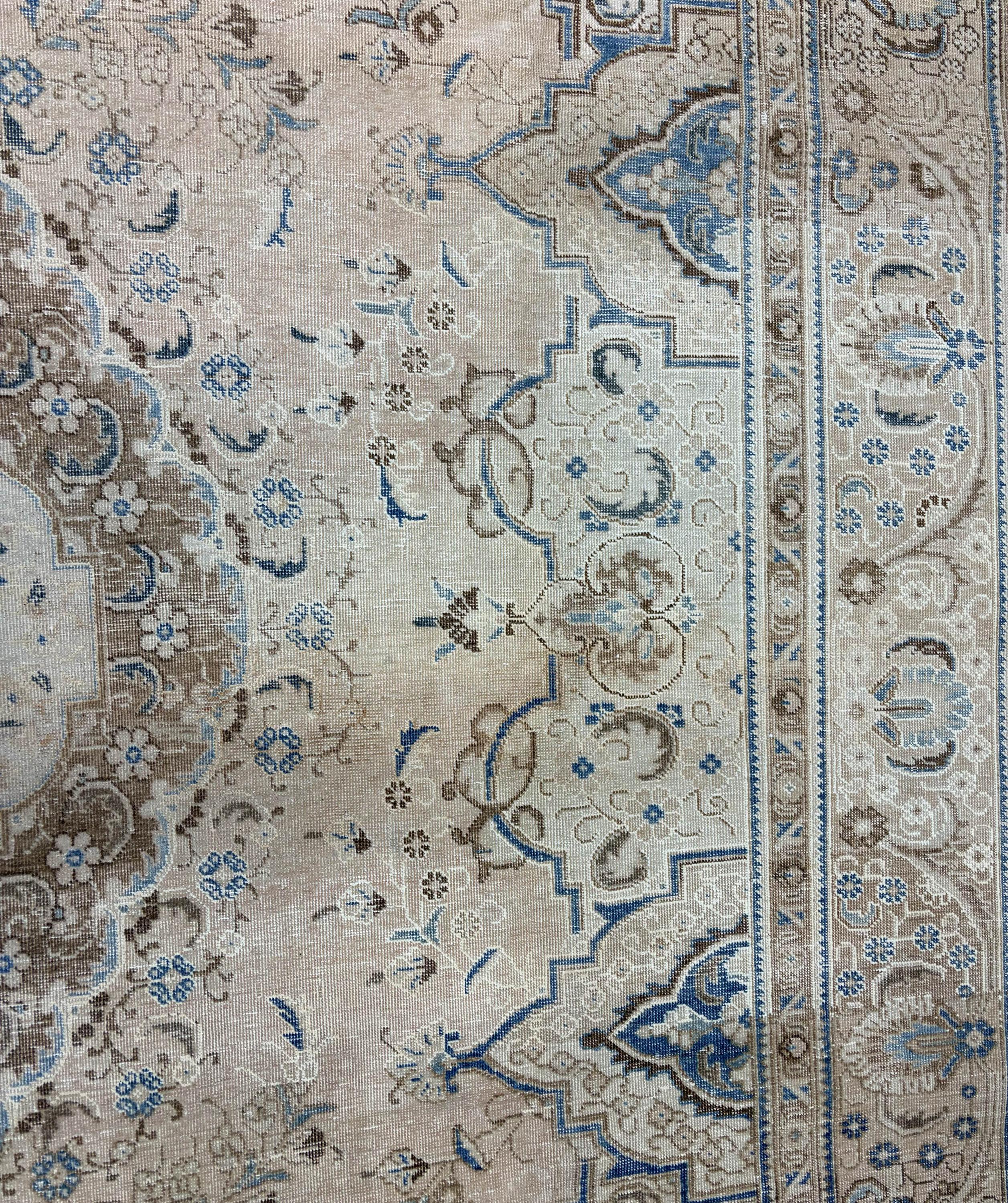 Oversized Vintage Rug 10x13 ft, Handwoven Distressed Wool Rug, Large Living Room | Traditional Beige Blue Anatolian Area Rug