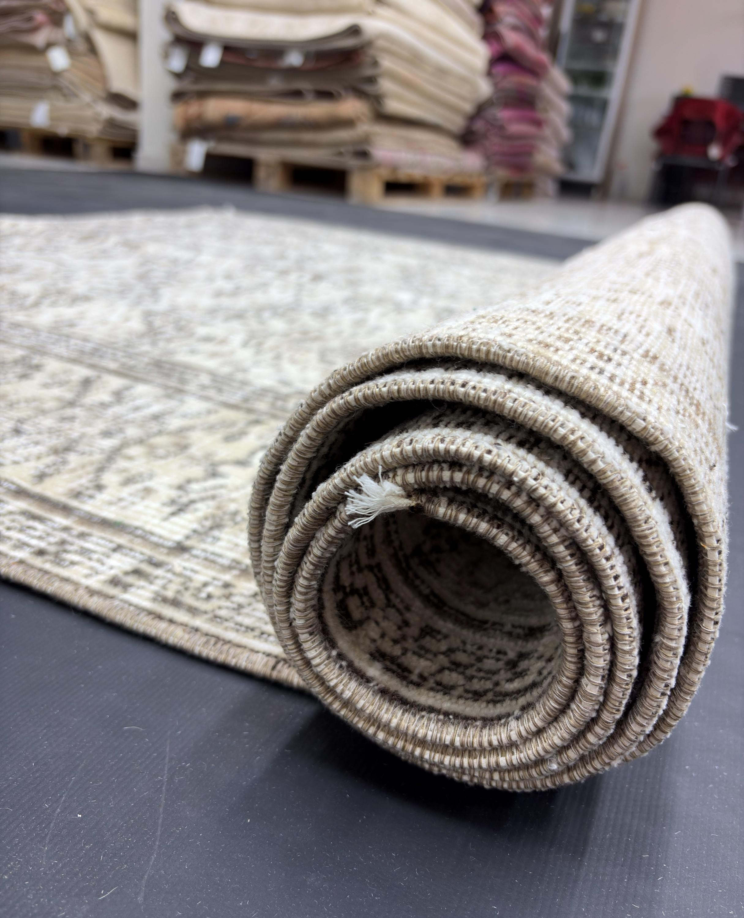 Vintage Rug 5x8, Distressed Wool Area Rug, Faded Ivory Beige Allover Floral Rug, Handmade Living Room Carpet, Muted Neutral