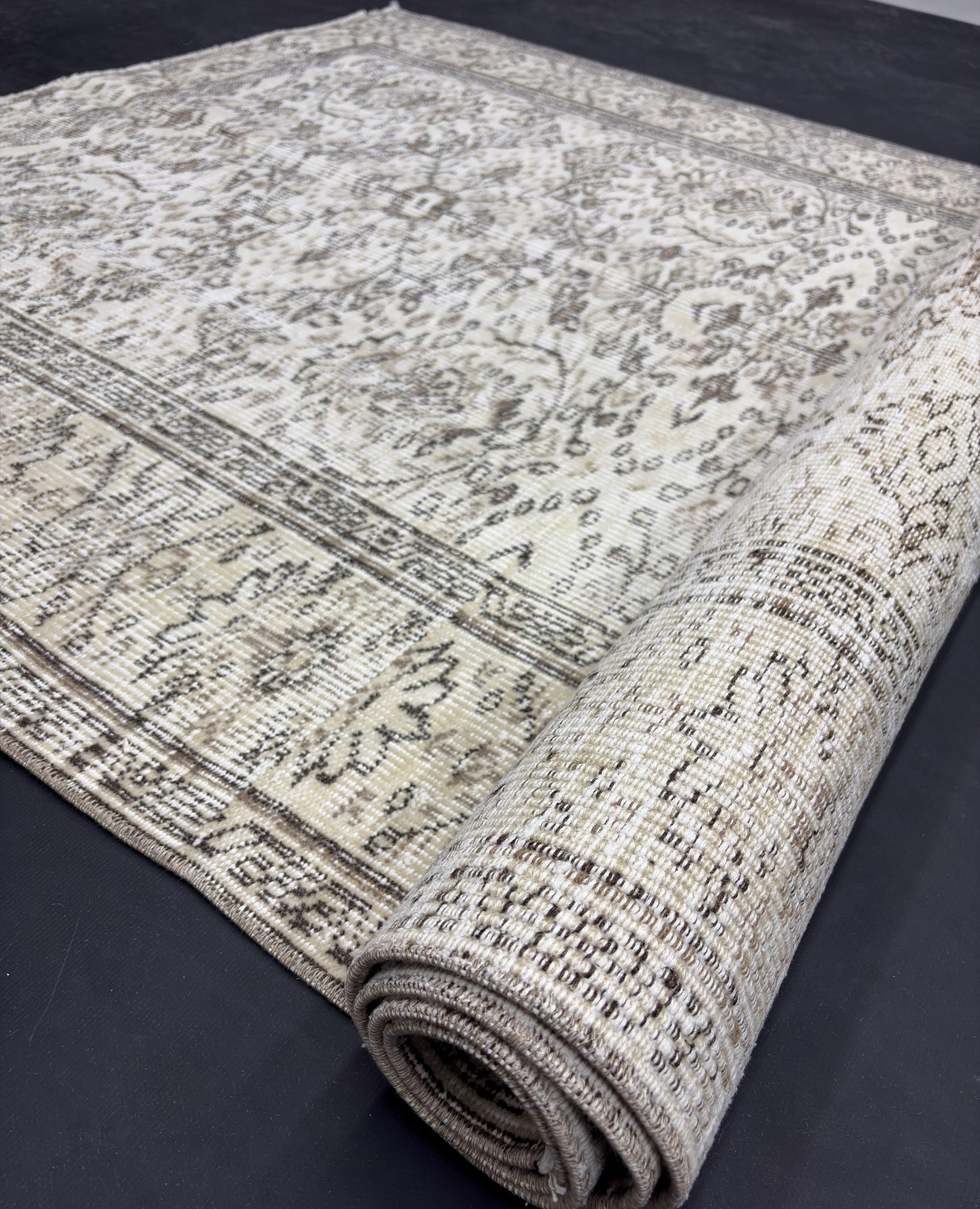 Vintage Rug 5x8, Distressed Wool Area Rug, Faded Ivory Beige Allover Floral Rug, Handmade Living Room Carpet, Muted Neutral