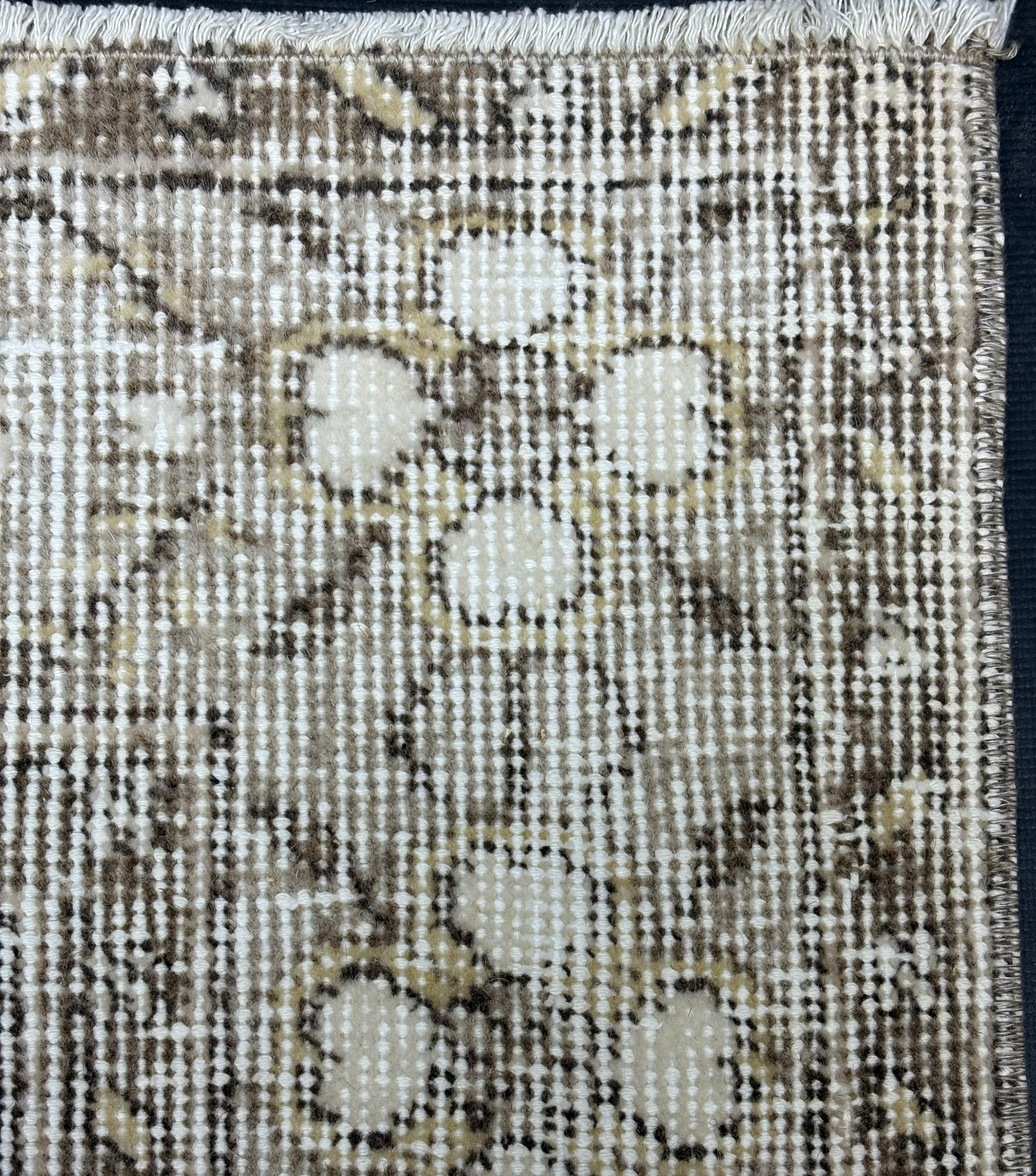 Vintage Turkish Rug 6.5x9.5 ft, Distressed Oushak Rug, Faded Beige Wool Area Rug, Handmade 1980s Anatolian Carpet, Boho