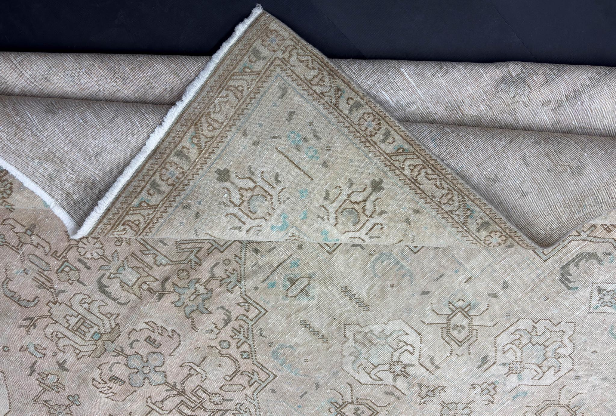 Vintage Anatolian Rug 9x13, Handwoven Wool Area Rug, Muted Beige Neutral Carpet, Large Living Room Rug, 1980s Turkish Rug