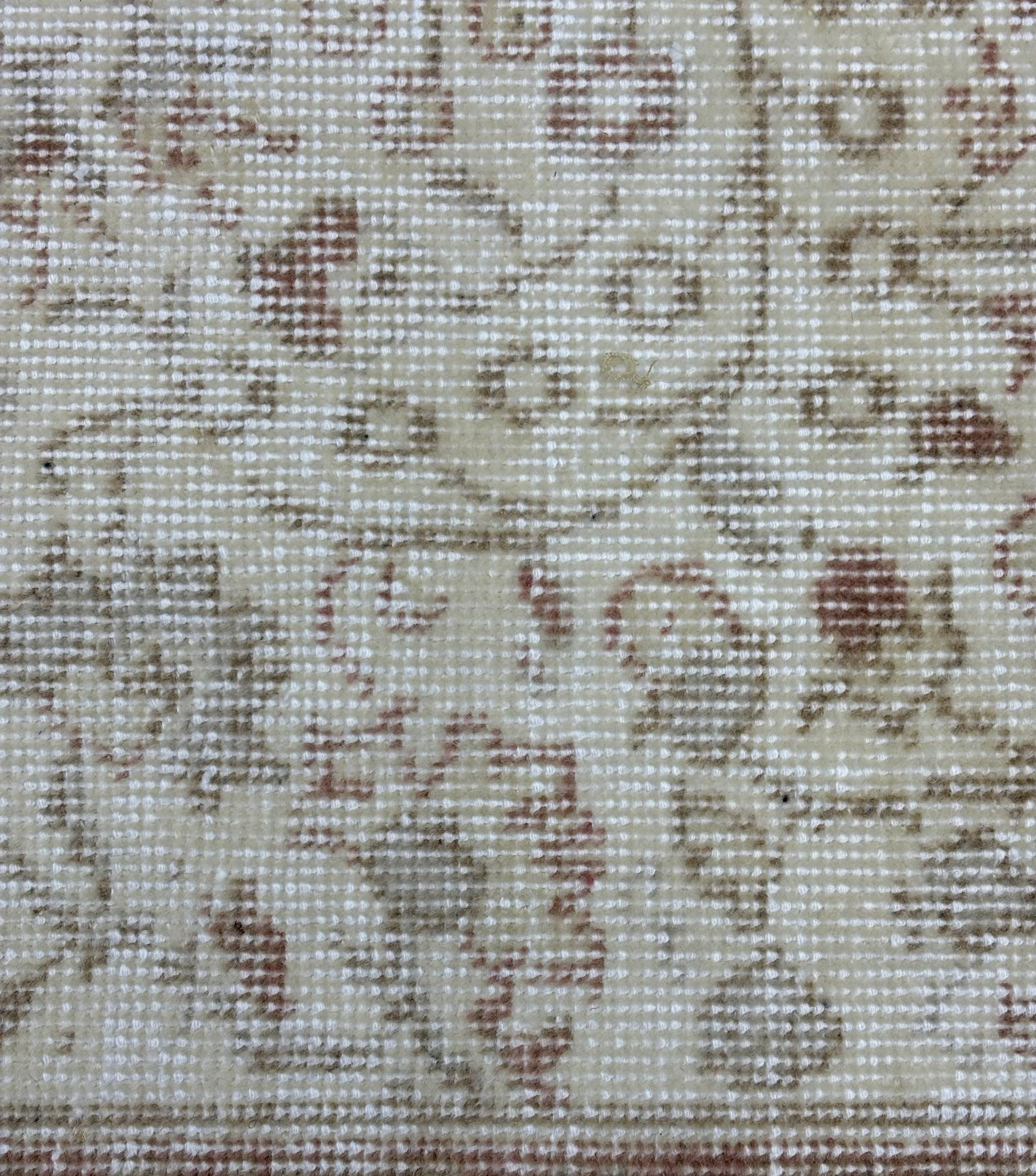 Large Ivory Beige Wool Area Rug, 1980s Vintage Turkish Rug, Neutral Floral Anatolian Rug, Faded Oushak Style, 207x308 cm