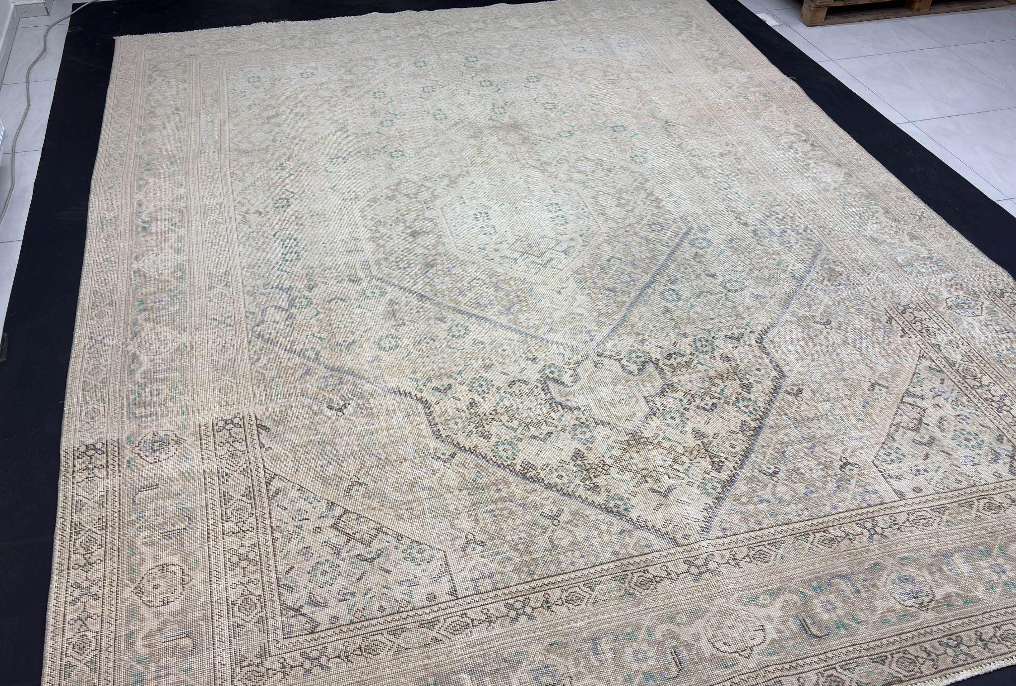 9x13 Vintage Wool Area Rug | Anatolian Oushak Carpet | Faded Neutral Beige Rug | 1980s Handwoven Turkish Rug For Minimalist