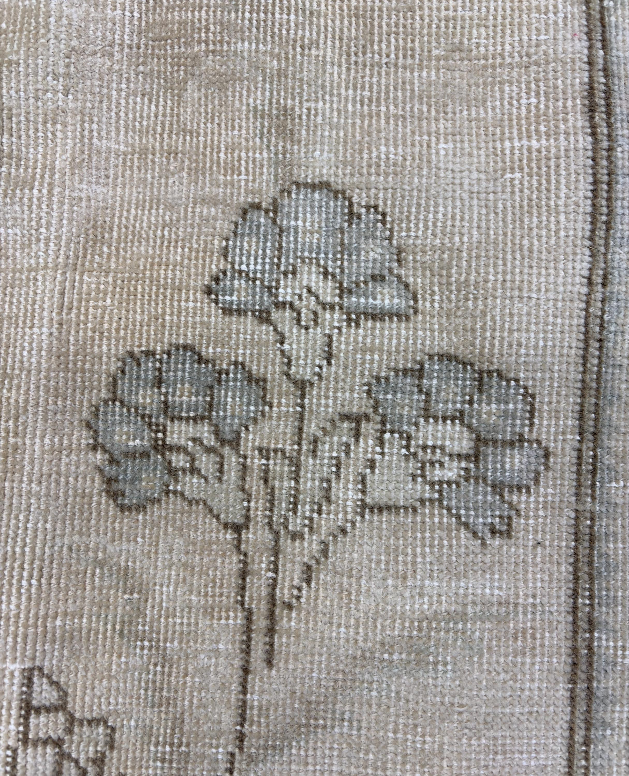 Large Vintage Area Rug 9x12 ft | Distressed Hand-Knotted Turkish Style Medallion Rug 1980s | Faded Beige Gold Rug for Living