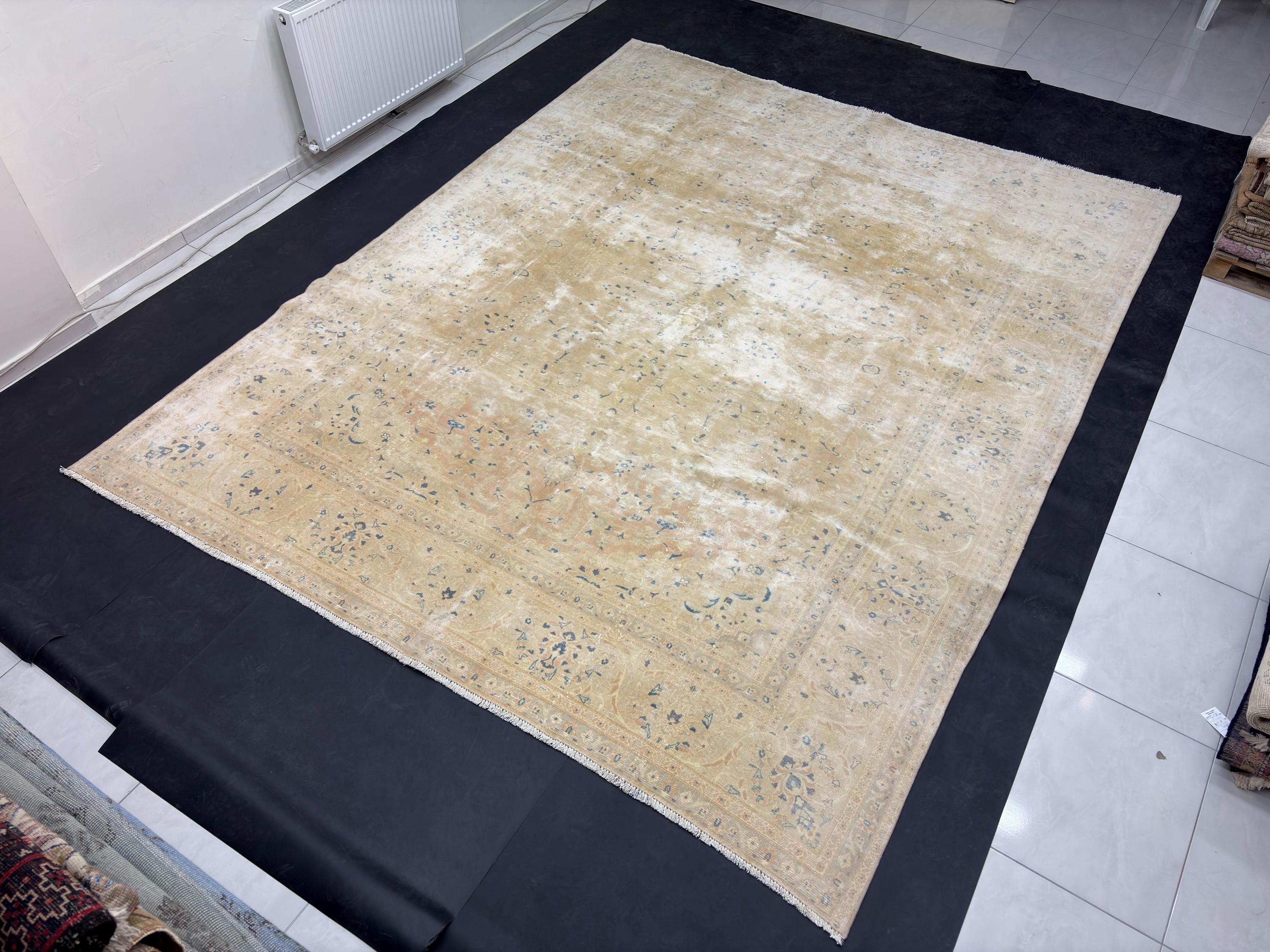 Vintage Turkish Rug 9'5" x 11'10", 1980s Low Pile Area Rug, Beige Oushak Style Rug, Large Neutral Handmade Rug