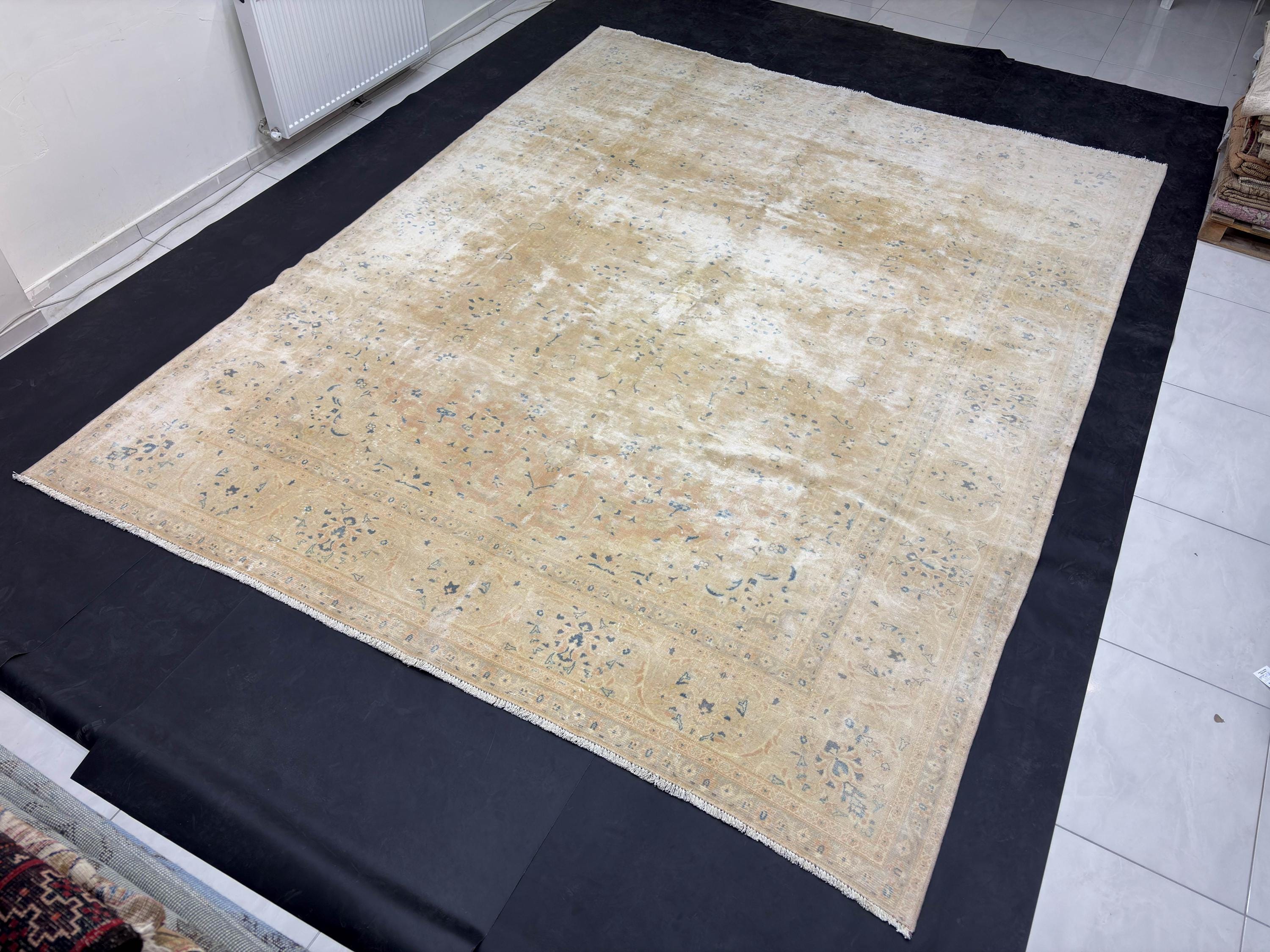 Vintage Turkish Rug 9'5" x 11'10", 1980s Low Pile Area Rug, Beige Oushak Style Rug, Large Neutral Handmade Rug